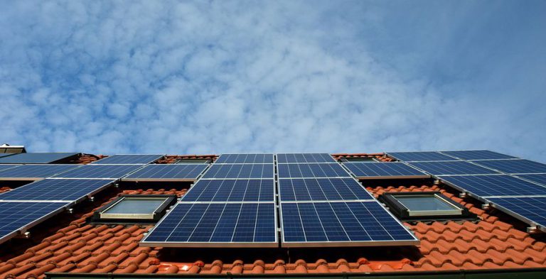 Antrag Förderung von Stecker-Solar Anlagen – sogenannte „Balkonkraftwerke“ für private Haushalte